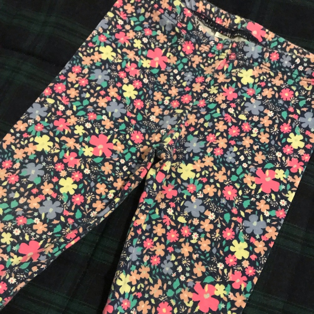 OshKosh Multicolored Flower Leggings